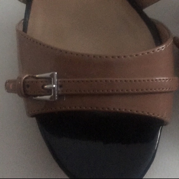 GUESS Strappy Platform Sandals - Picture 4 of 5